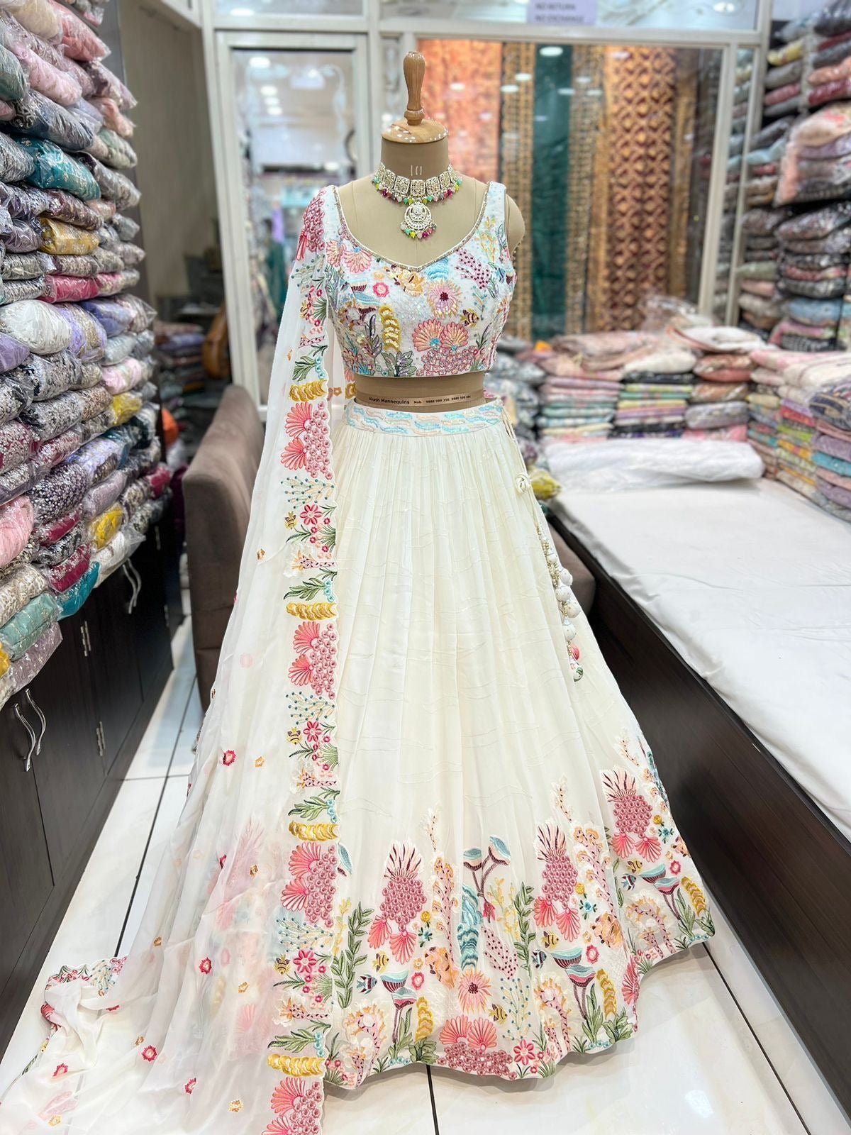 DELIGHTFUL WHITE COLOR MULTI THREAD DESIGNER HEAVY LEHENGA CHOLI - Image 2
