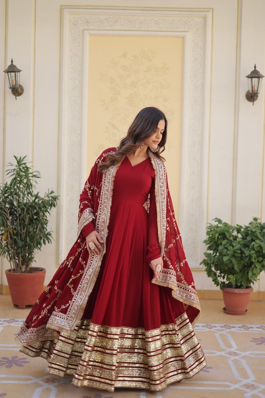 LUXURIOUS MAROON HEAVY DESIGNER GOWN WITH DUPATTA - Image 2