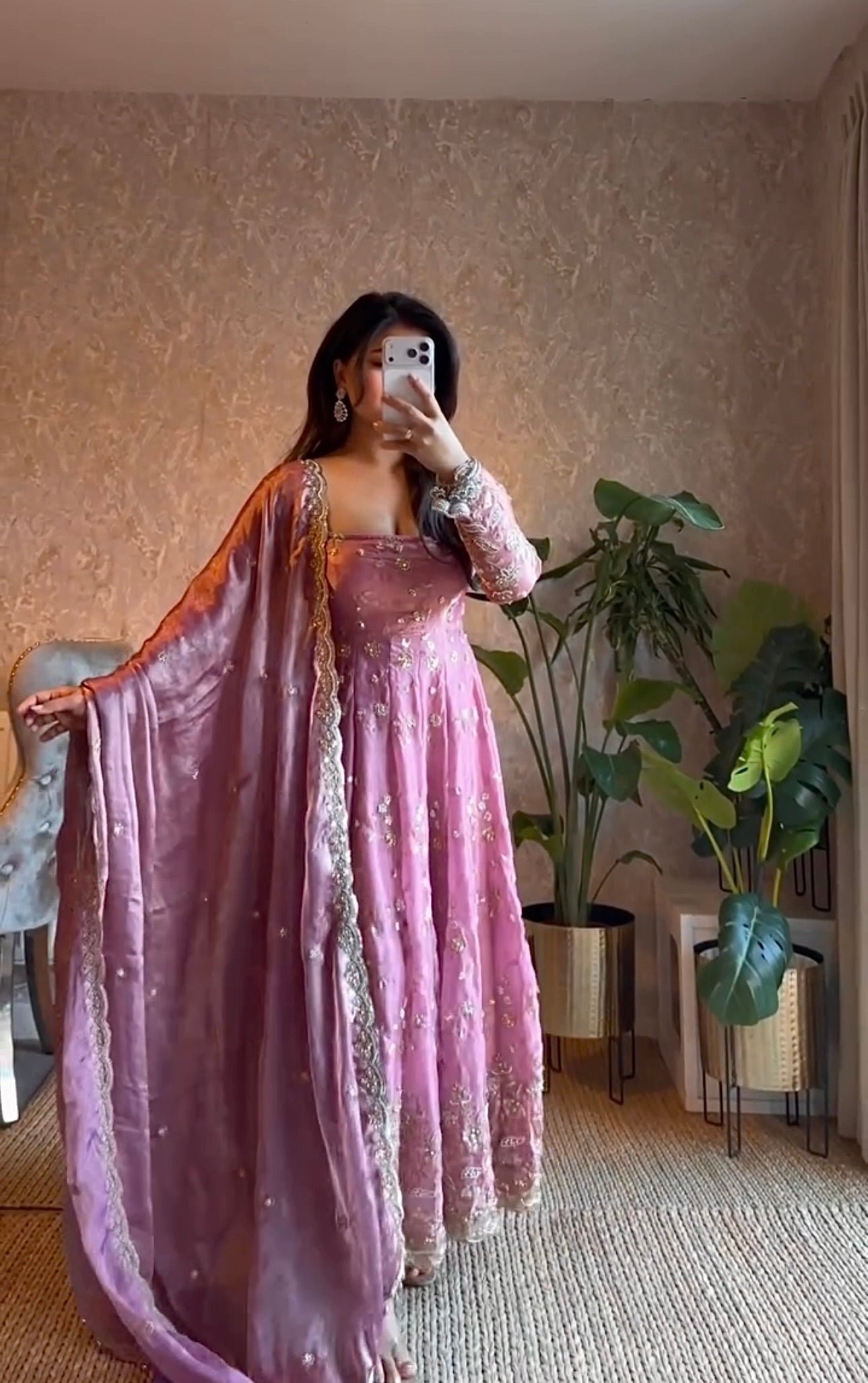 ELEGANT HEAVY FANDY SILK GOWN SET WITH EMBROIDERY & SEQUIN WORK - Image 9