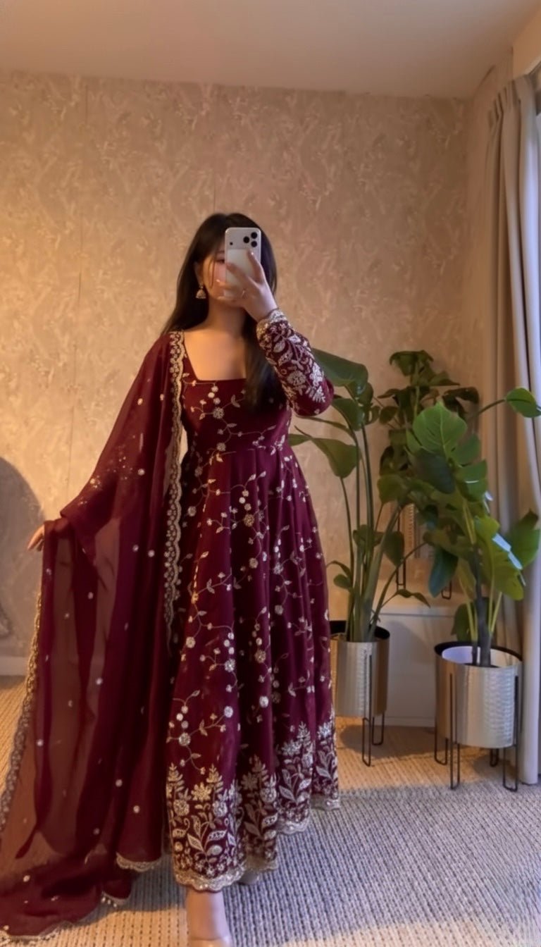 ELEGANT HEAVY FANDY SILK GOWN SET WITH EMBROIDERY & SEQUIN WORK - Image 2