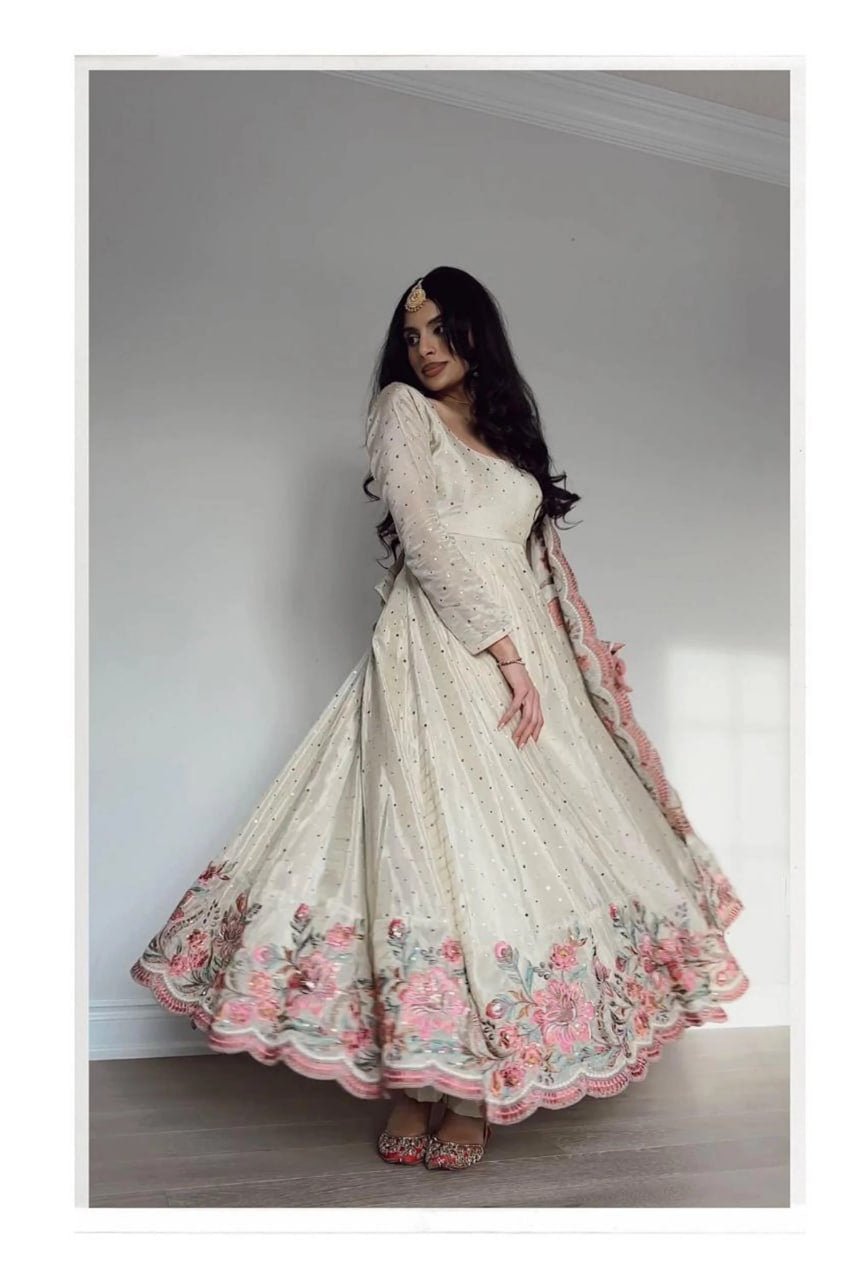 OFF-WHITE VICHITRA SILK GOWN SET - Image 3