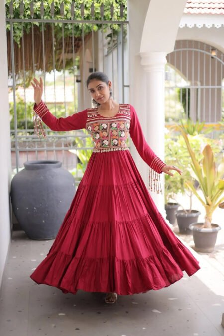 MAROON KUTCHI GAMTHI EMBROIDERY & MIRROR WORK NAVRATRI GOWN
