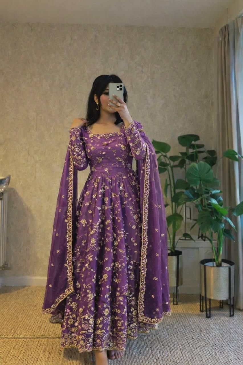 ELEGANT HEAVY FANDY SILK GOWN SET WITH EMBROIDERY & SEQUIN WORK - Image 13