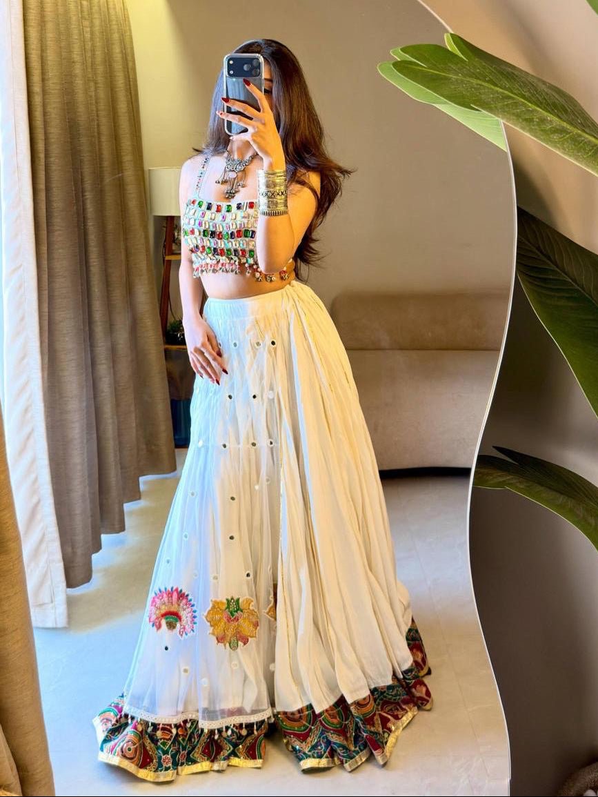 White Navratri Lehenga Choli with Mirror Work & Diamond Blouse 5 1CC53B5E FBDE 41DF ADCB 37C11534B2EB 1