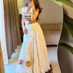White Navratri Lehenga Choli with Mirror Work & Diamond Blouse
